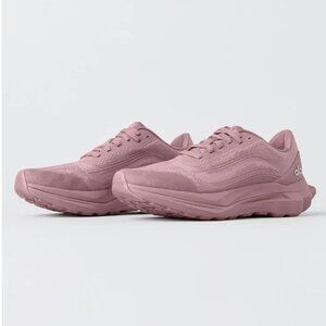 Alo Runner Sneakers Smoky Quartz Women’s 8.5 Unisex NWT